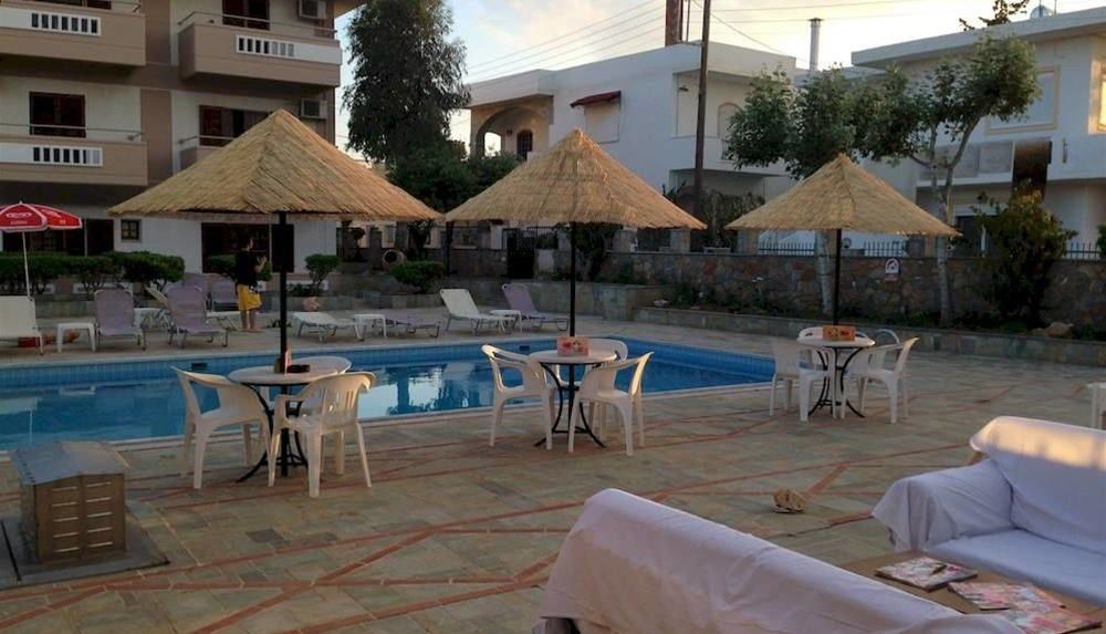 Elpida Aparthotel Goúvai Luaran gambar